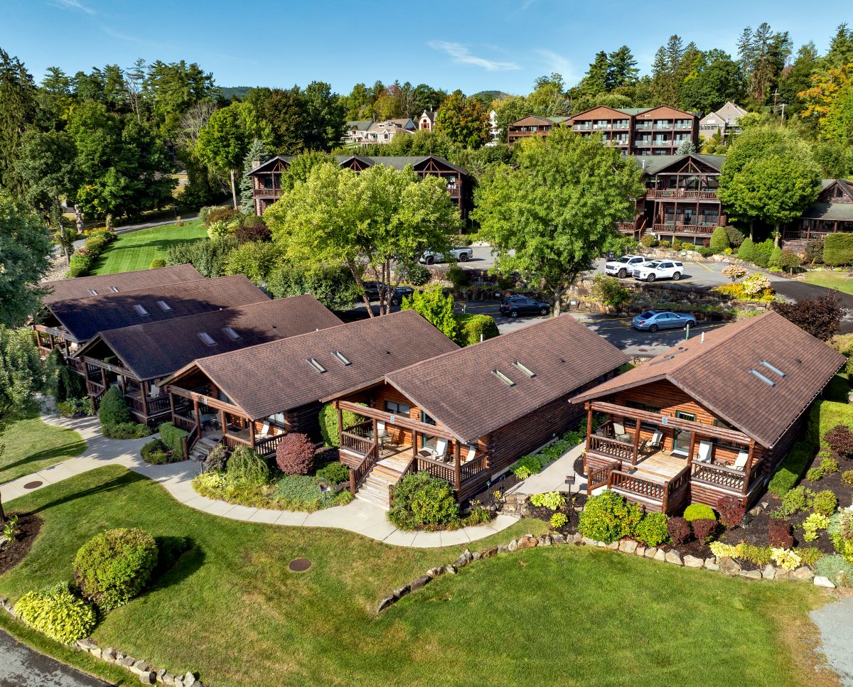 Lodges at Cresthaven